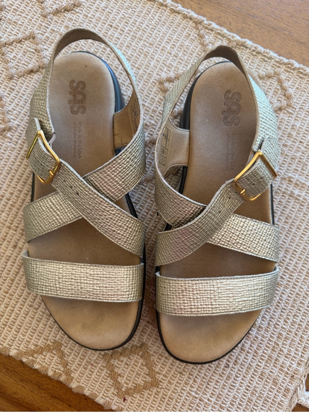SAS Laguna cross strap sandals in a gold linen color size 8